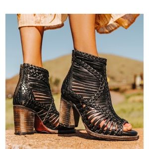 COPY - FreeBird Bela Heeled Sandals Size 7